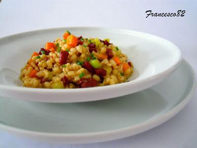 Zuppetta d' orzo perlato con dadolata di verdurine croccanti