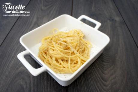 spaghetti cacio pepe