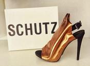 LOVE. SCHUTZ