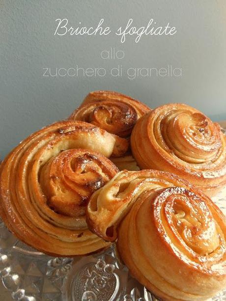 Brioche sfogliata allo zucchero di granella