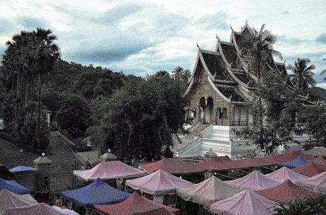 Indietro nel Tempo a Luang Prabang, Laos (in 14 Foto)