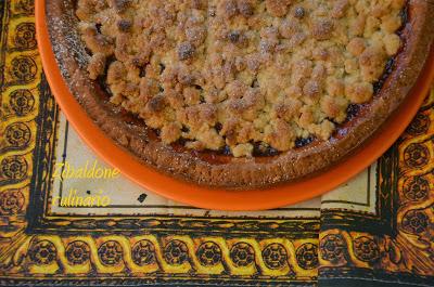 Torta streusel di kamut con confettura di prugne mirabelle alla lavanda