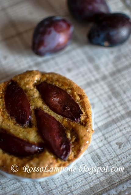 TORTINE SOFFICI CON PRUGNE E NOCCIOLE...BENVENUTO AUTUNNO