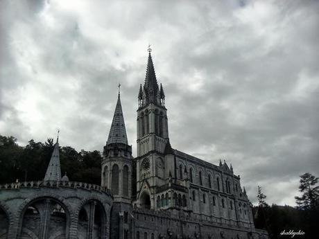 Lourdes............................