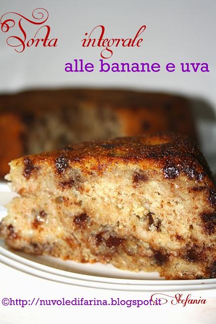 Torta integrale alle banane e uva