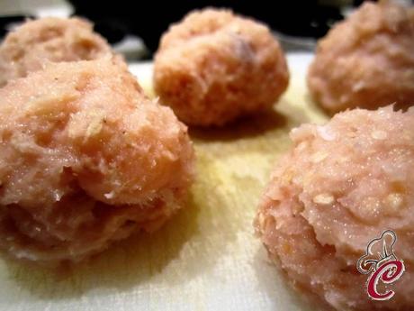 Polpette di rana pescatrice e salmone affumicato con fichi caramellati: lotta all'ultima forchettata