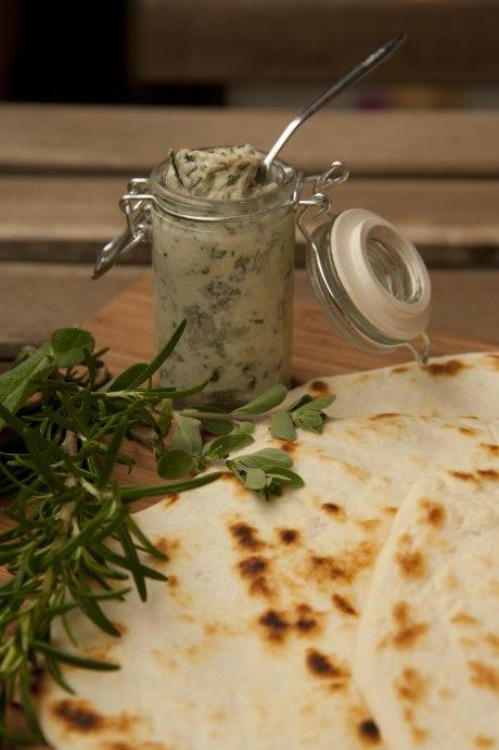 piadina romagnola e mousse di pancetta