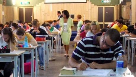 Scuola, copiare in classe si può a patto che…