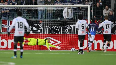 Norvegia, 25° giornata: Rosenborg e Strømsgodset non si fermano