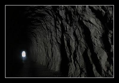 Come liberarti dell'oscurità. Un corso di miracoli.