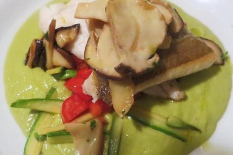 nasello, porcini, asparagi, zucchine