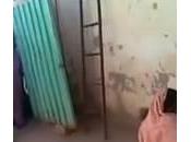 Sudan, donna frustata dalla polizia, auto uomo (Video)