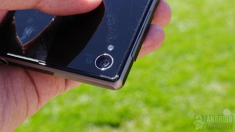 sony xperia z1 black drop test aa 4 Drop test anche per il Sony Xperia Z1... Ce la farà?