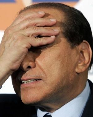 Video: La Giunta dichiara: “Berlusconi deve decadere” Berlusconi attacca: “Colpita al cuore la democrazia”