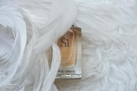 new in / Sì Giorgio Armani