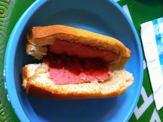 Hotdog home-made: la cena che rende felici i bimbi