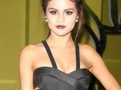 Selena Gomez Versace Show Spring 2014 LOOK
