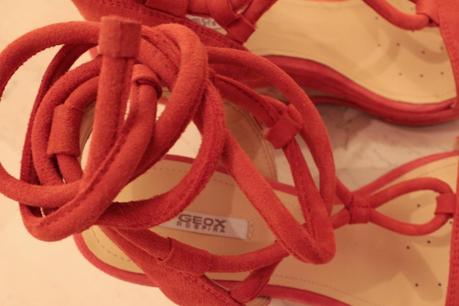 New In_ Coral wedges