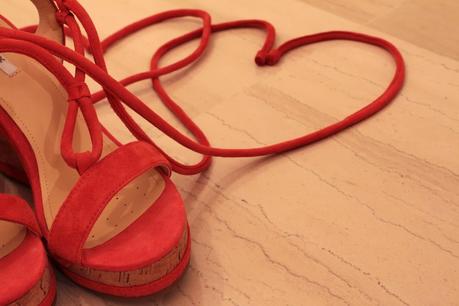 New In_ Coral wedges