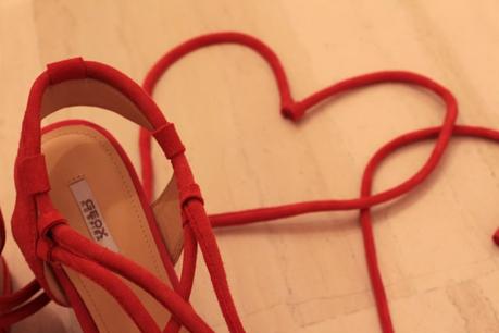 New In_ Coral wedges