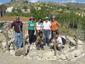 Manca il lavoro? Gli archeologi tornano alla capanna