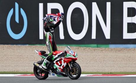 Supersport Magny-Cours: Sam Lowes Campione 2013