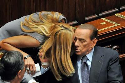 LettaLetta accetta le dimissioni della Biancofiore. Michaela: “Mobbing... mobbing”. Chi silurò Prodi? Baffetto, Monti&Co;.