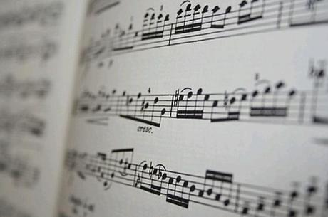 La musica può alleviare il dolore durante la fisioterapia