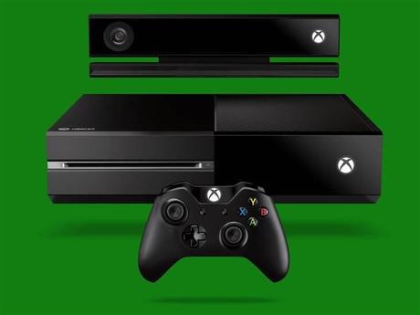 Xbox One – Un ragazzo mostra l’unboxing della console