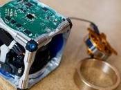 M-Blocks, cubi robot auto assemblano video