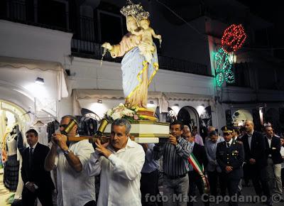 Maria Santissima del Rosario  festeggiata a Positano