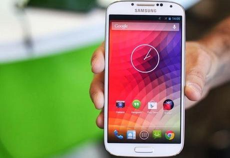 s4 google Samsung Galaxy S4   Android 4.3 leaked by Telefonino.net