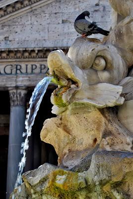 Il Pantheon di Roma. Il Tempio di tutti gli Dei.