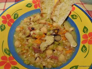 Zuppa di Legumi, Boletus e Gambuccio di Parma