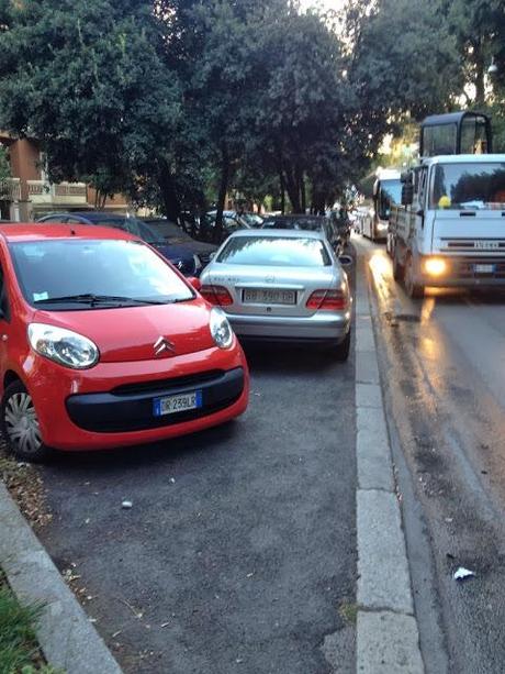 Impossibile accedere a Villa Ada se si è dei miserabili, ignobili, schifosissimi pedoni