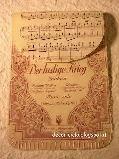 Il mio astuccio di carta e plastica adesiva su Wip Radio