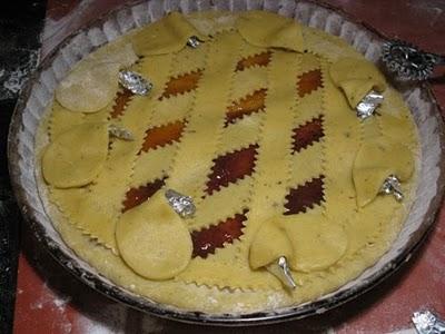 Crostata classica ma....con pasta frolla alla lavanda