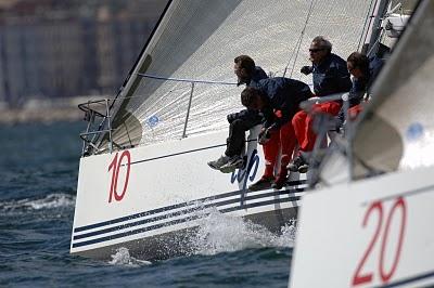 Vela - X35 Italiano Napoli, Tixelio in testa dopo tre regate