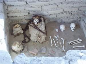 013-018 Perù Nazca cimitero di Chauchilla olimp (22)