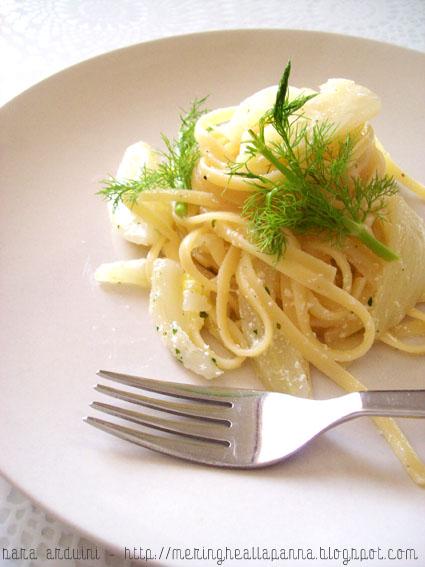 Delicatissime linguine finocchi e yogurt