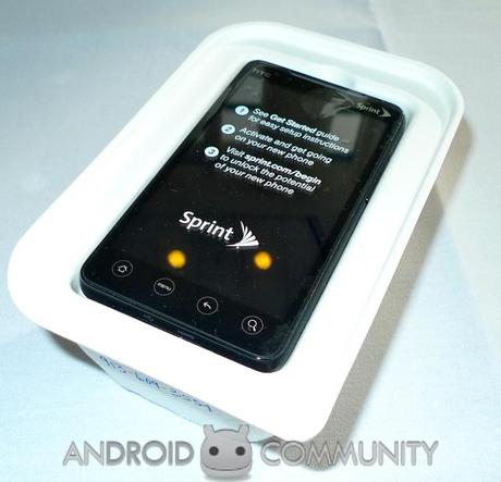 HTC Evo 4G: tante foto ed un video unboxing