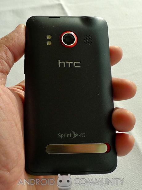 HTC Evo 4G: tante foto ed un video unboxing