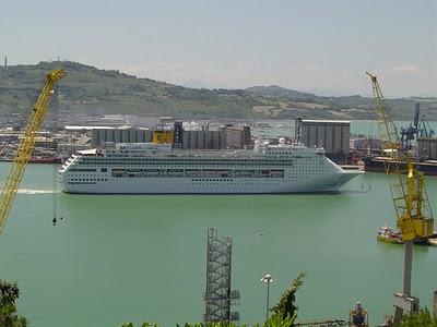 Costa Pacifica, Victoria e Msc Armonia