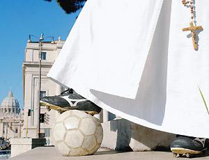 INGHILTERRA, CHIESA ANGLICANA DEDICA TRE PREGHIERE AL MONDIALE - ENGLAND, ANGLICAN CHURCH DEDICATES THREE PRAYERS TO WORLD CUP