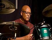 Tutto sul nuovo batterista dei Pooh: Steve Ferrone