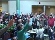 flash-mob visto: l'Halleluja centro commerciale