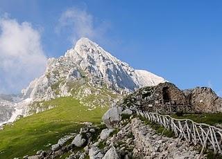 Salendo al Gran Sasso, tra serio e faceto