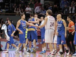 Estudiantes in festa da acb.com