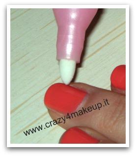 Review: Essence Nail Polish corrector pencil/matita correttore per smalto