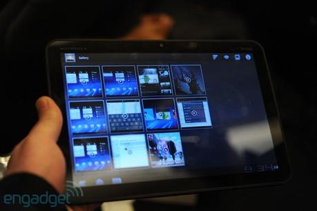 motorola xoom 22 Motorola Xoom: foto, caratteristiche, scheda tecnica del tablet di Motorola